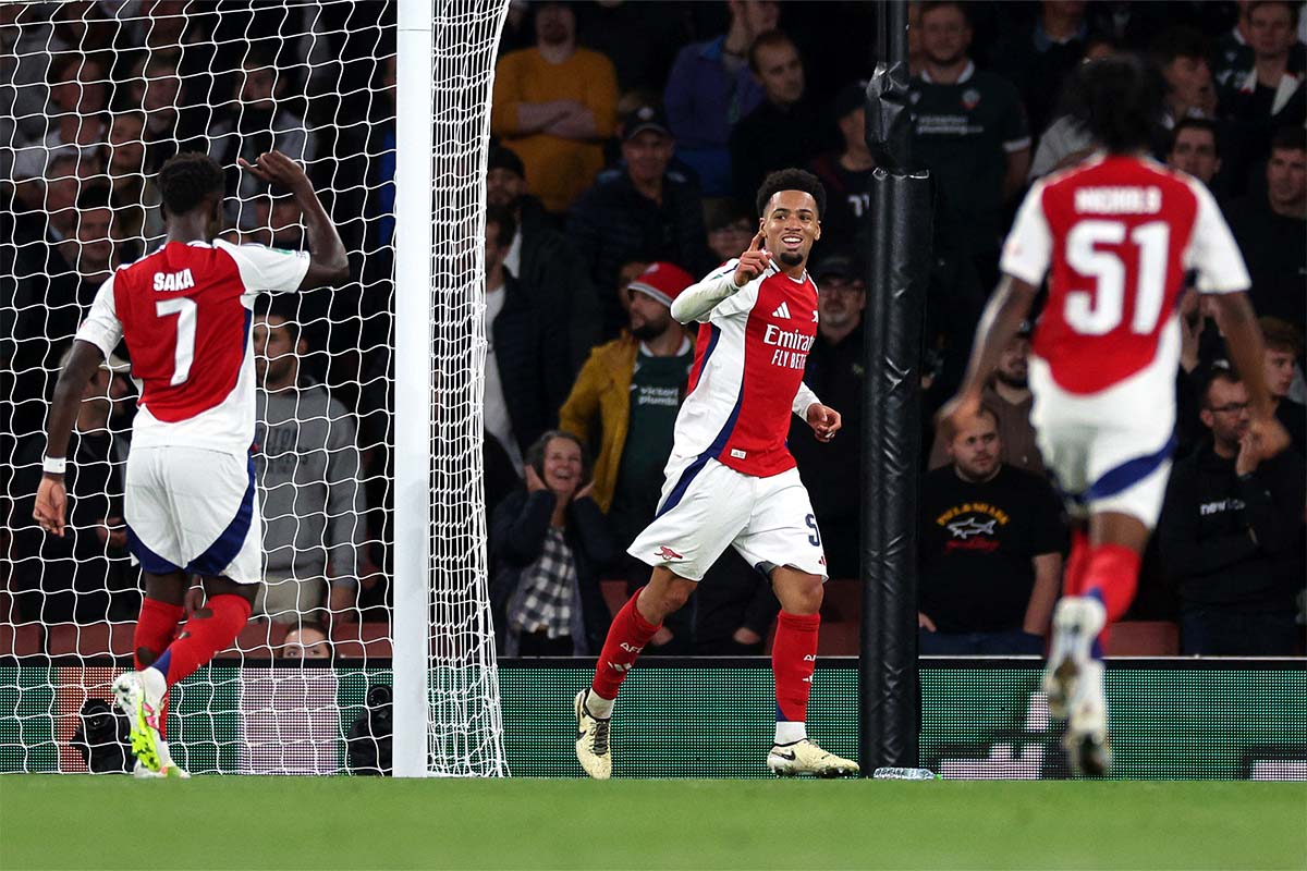 Cetak Dua Gol di Piala Carabao, Mikel Arteta Puji Penampilan Ethan Nwaneri