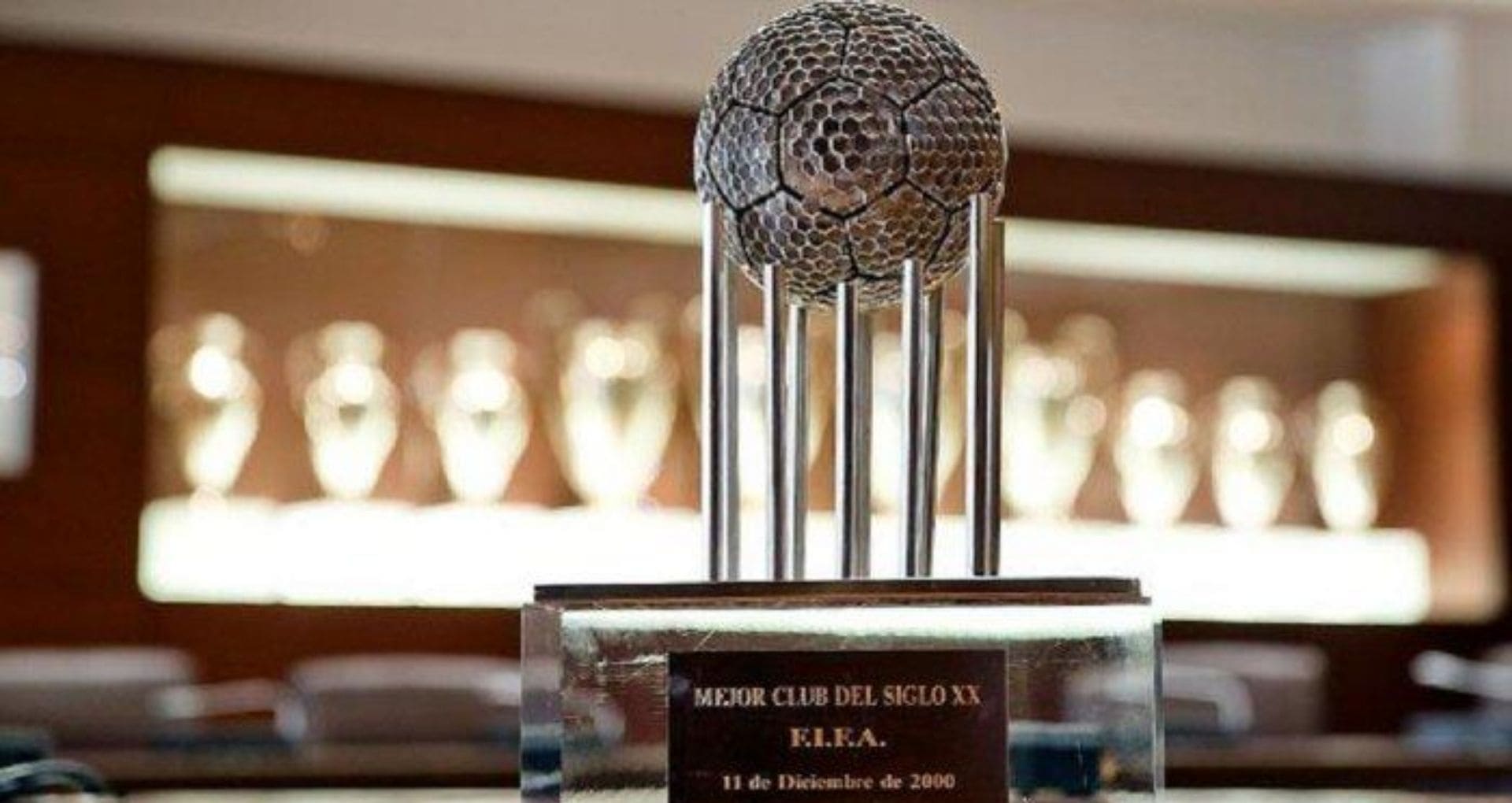 Piala Madrid yang Langka: Gelar FIFA Club of The Century