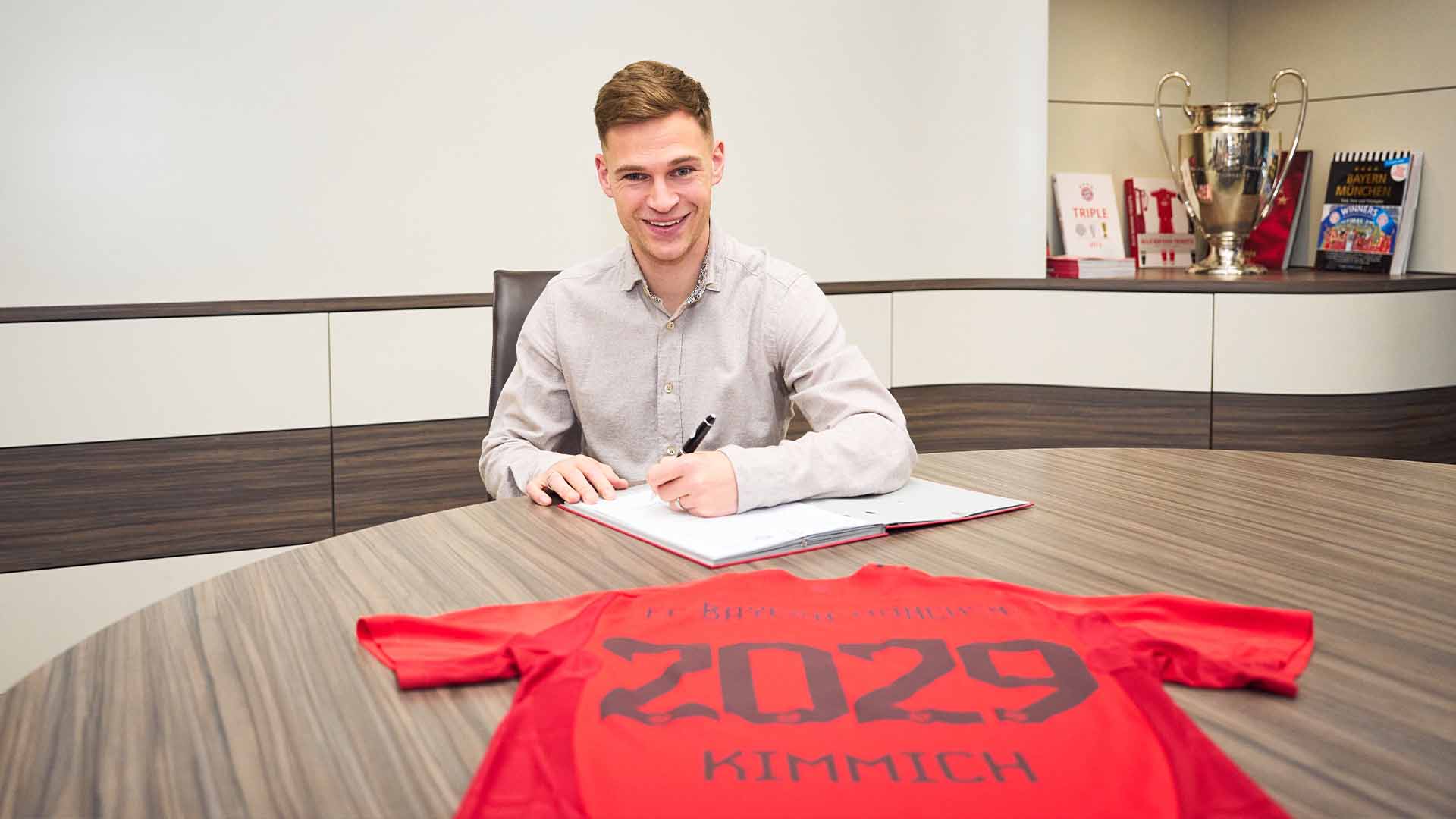 Bayern Munich Perpanjang Kontrak Kimmich Hingga 2029