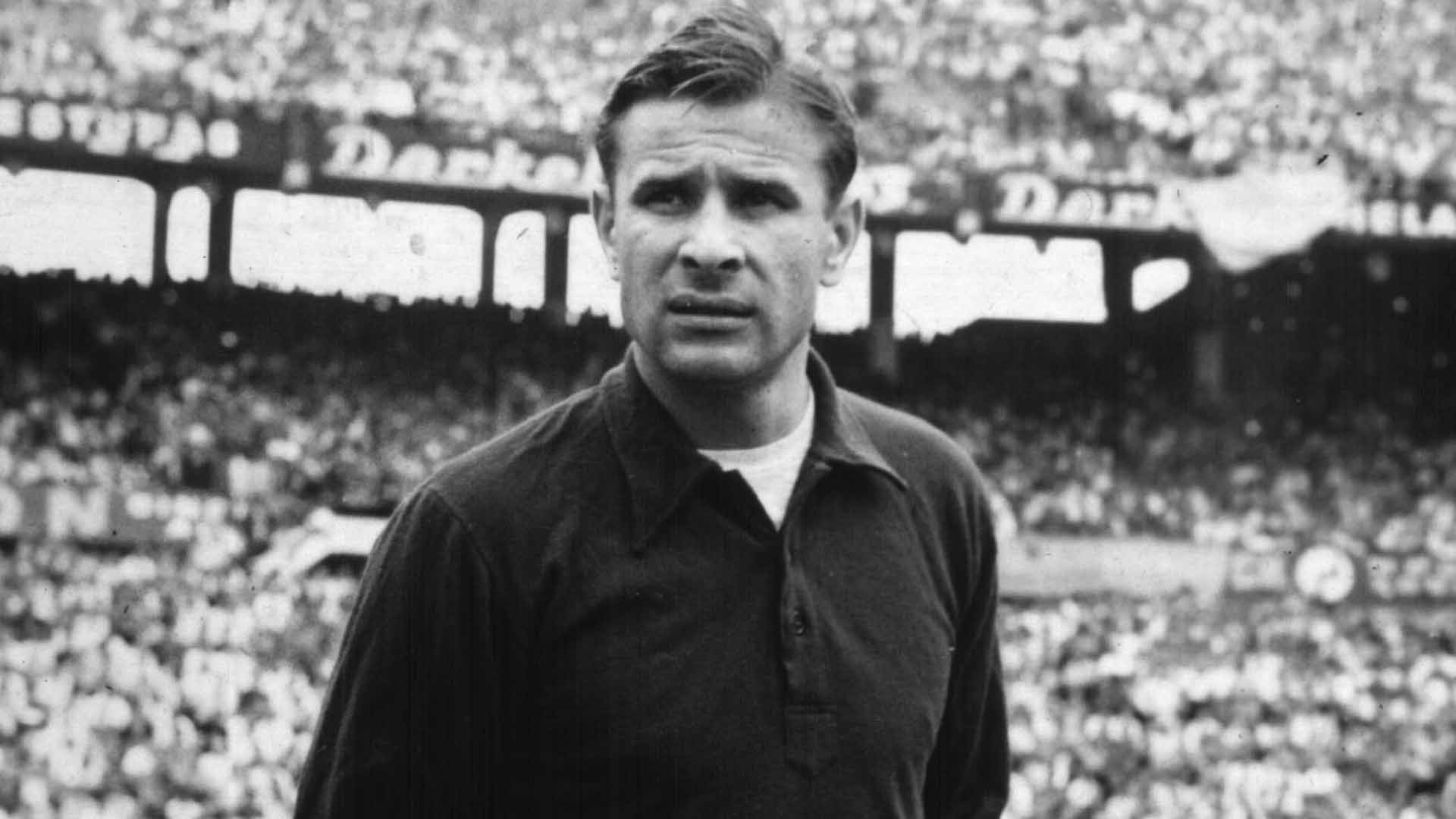 Kiper yang Mendapatkan Ballon D'or: Lev Yashin