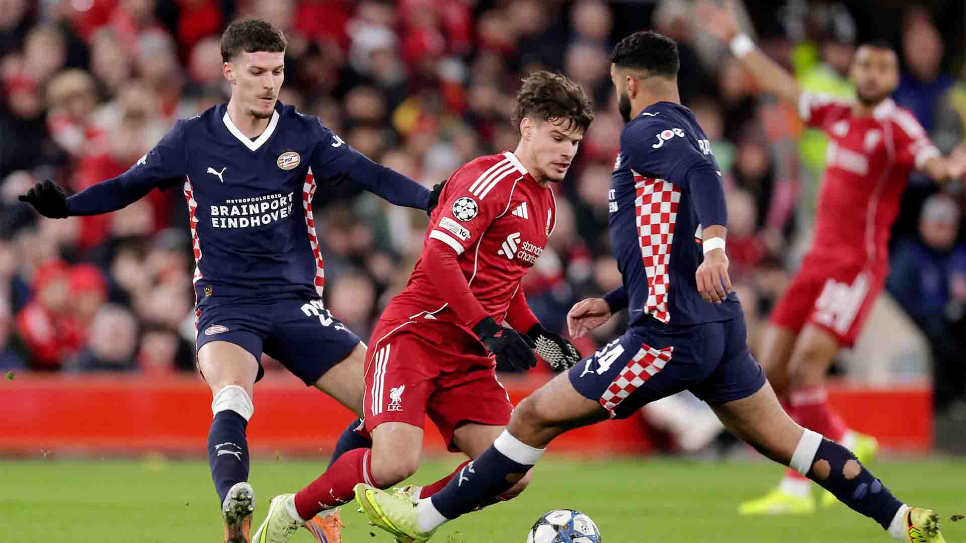 Krisis Liverpool Berlanjut usai Dipermalukan PSV 4-1 di Anfield