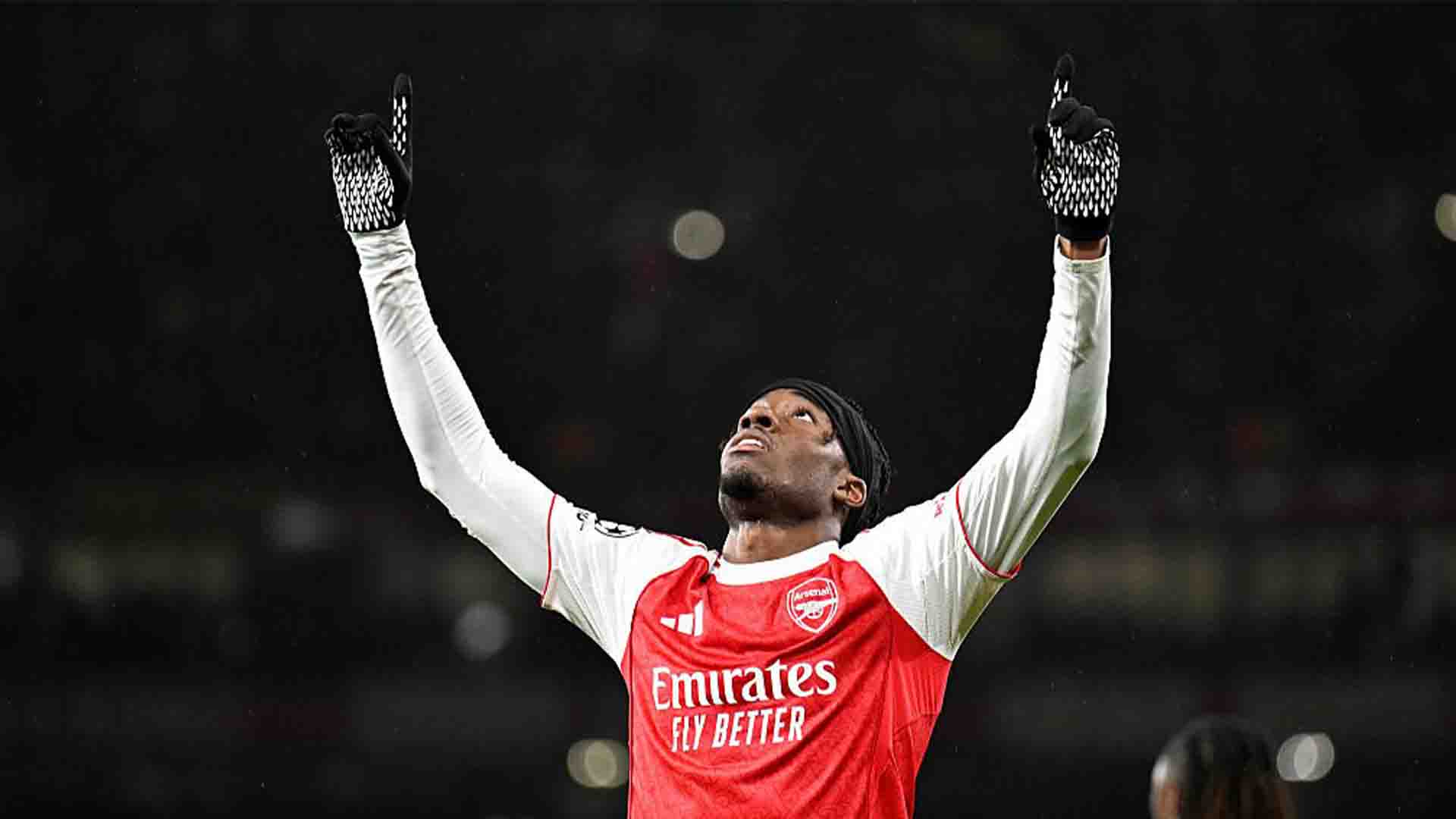 Malam Sempurna: Madueke Rayakan Gol Perdana Arsenal Usai Bekuk Bayern 3-1