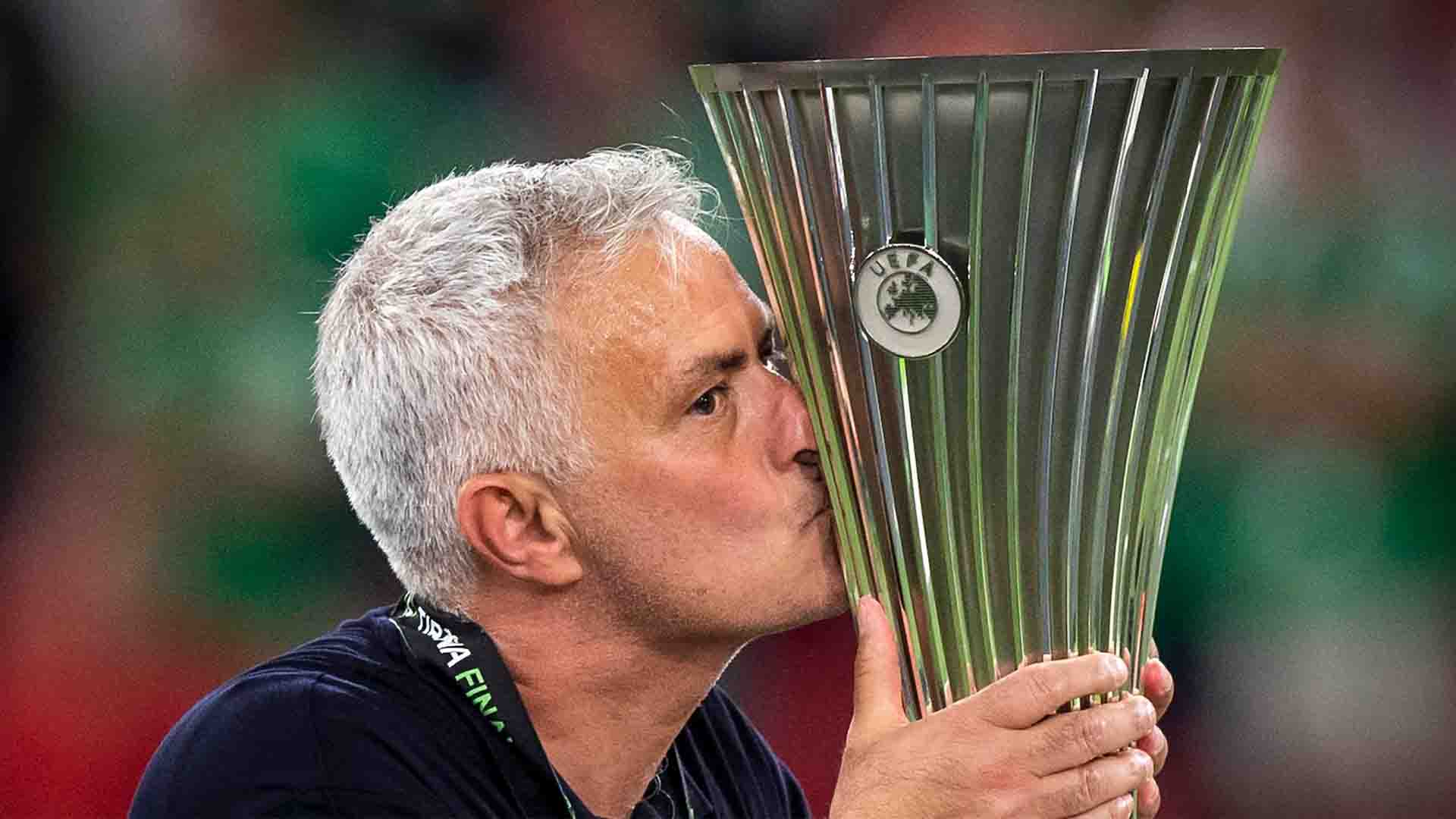 Mourinho Masih Cinta dengan Roma, Namun Coret dari Persaingan Scudetto