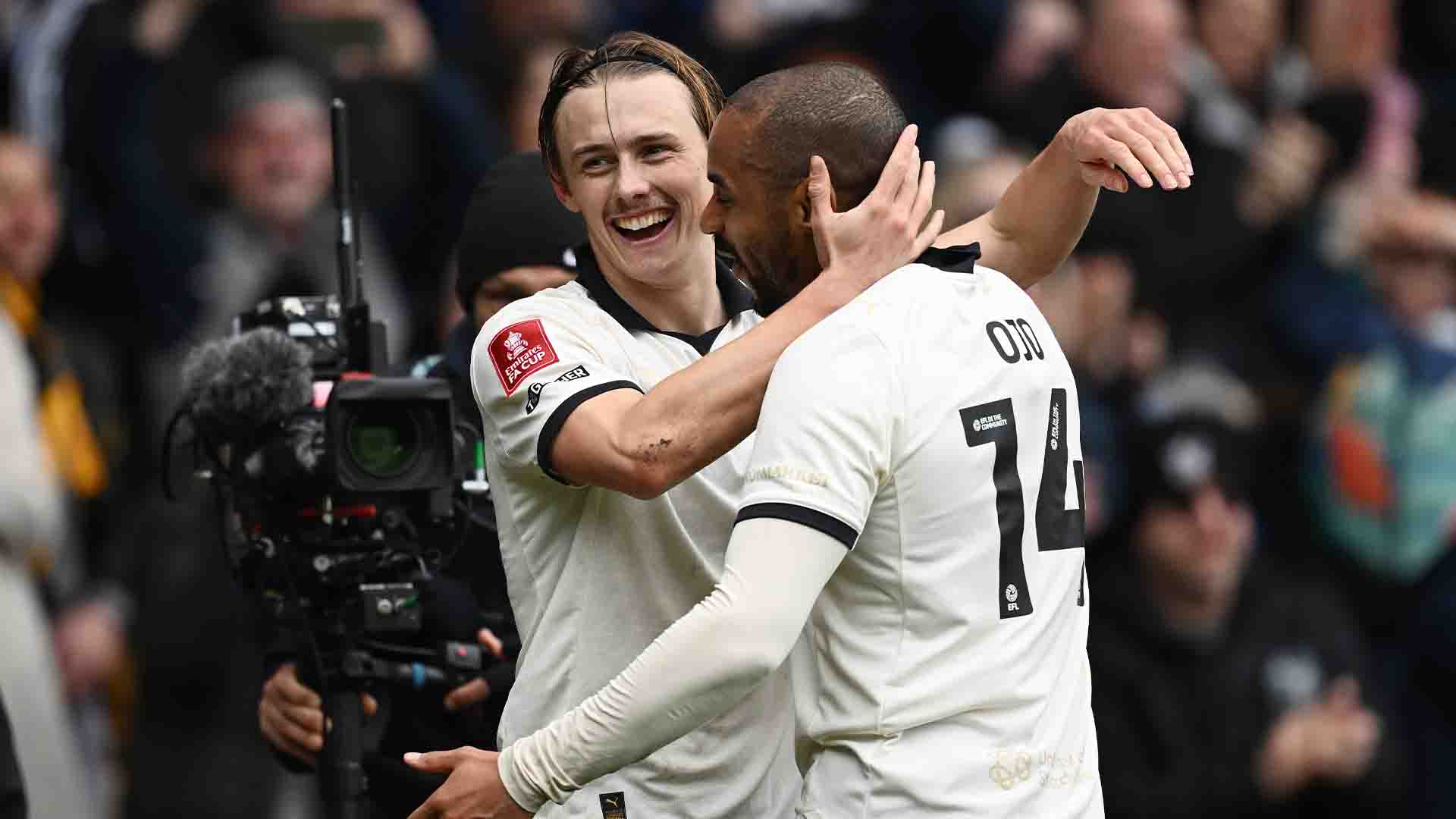 Port Vale Bungkam Sunderland untuk Capai Perempat Final Pertama dalam 72 Tahun