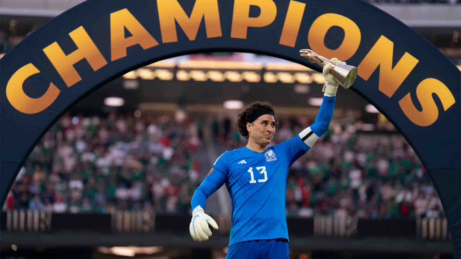 Guillermo Ochoa Masuk Skuad Meksiko, Siap Menuju Piala Dunia Keenam